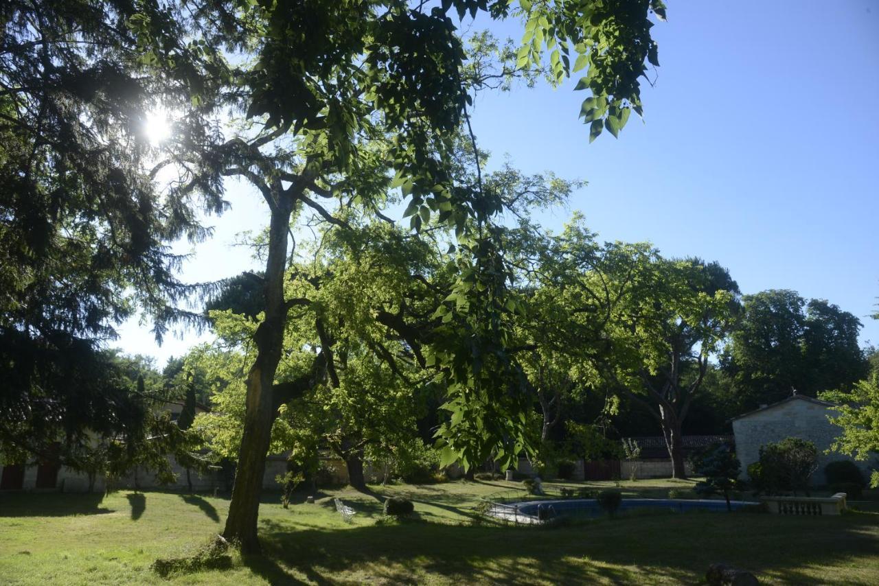 Chateau Rosemont - Grande Maison Familiale Campagne Dans Le Medoc Avec Piscine Et Tennis A 15 Mn Bordeaux Labarde 外观 照片